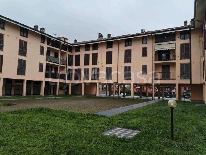 appartamento in vendita a Grezzago