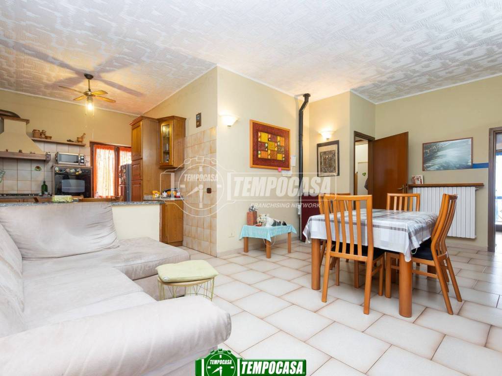 appartamento in vendita a Grezzago