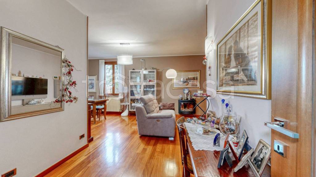 appartamento in vendita a Grezzago