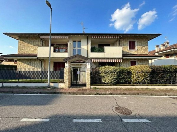 appartamento in vendita a Grezzago