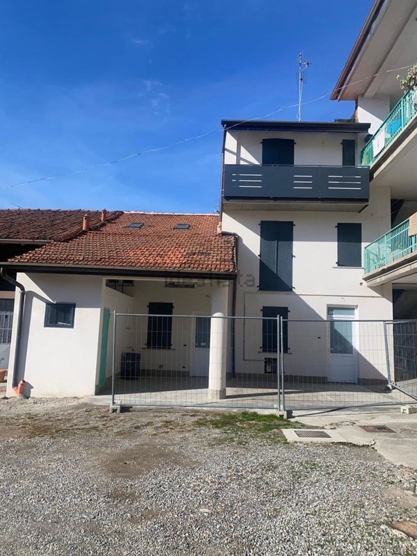 appartamento in vendita a Grezzago