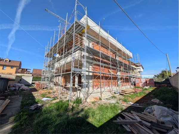 casa indipendente in vendita a Grezzago