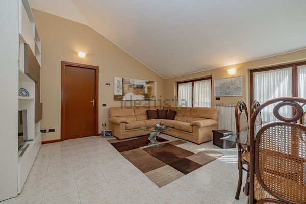 appartamento in vendita a Grezzago