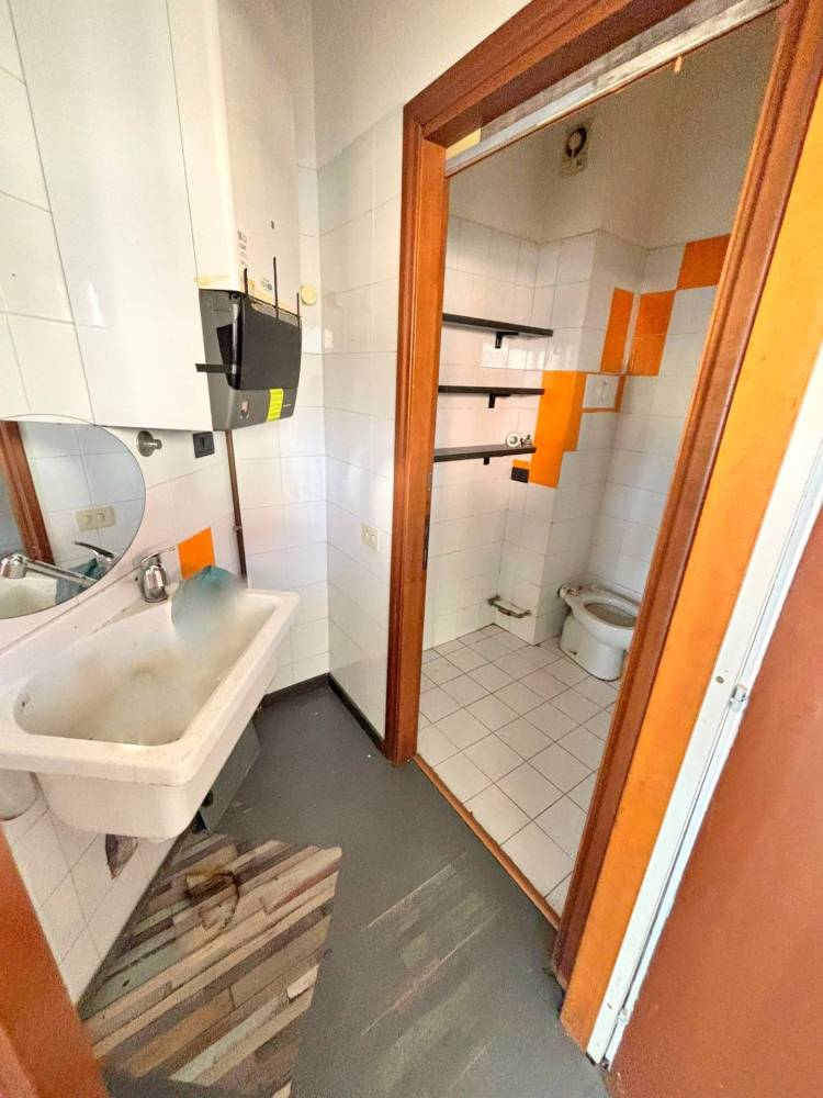 locale commerciale in vendita a Grezzago