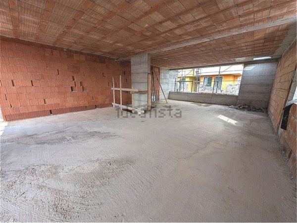 casa indipendente in vendita a Grezzago