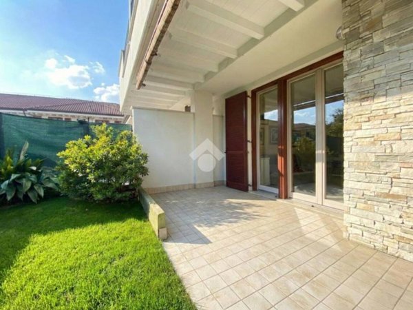 appartamento in vendita a Grezzago