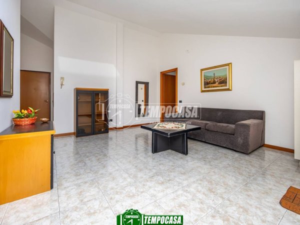 appartamento in vendita a Grezzago