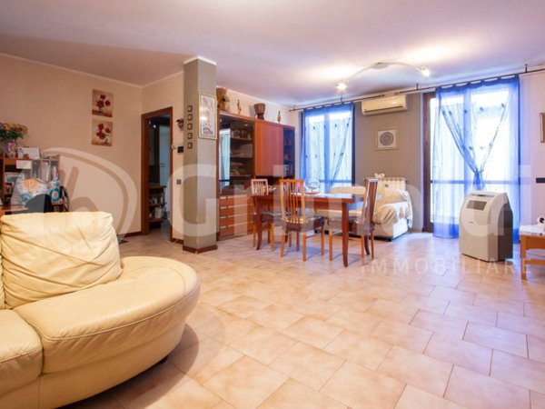 appartamento in vendita a Grezzago