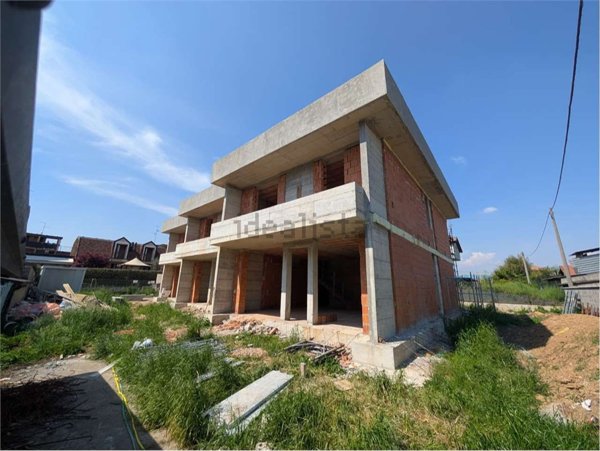 casa indipendente in vendita a Grezzago