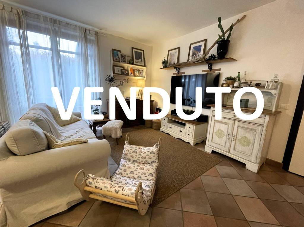 casa indipendente in vendita a Gudo Visconti