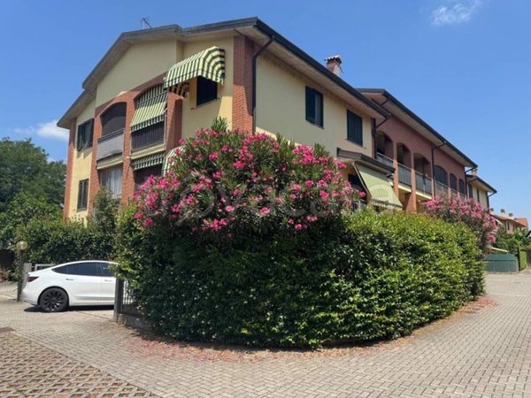 casa indipendente in vendita a Gudo Visconti