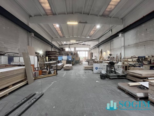 capannone in vendita a Gudo Visconti