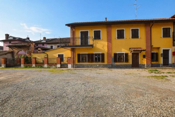 casa indipendente in vendita a Gudo Visconti