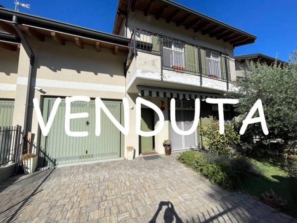 casa indipendente in vendita a Gudo Visconti