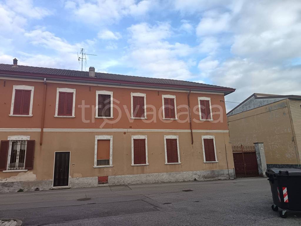 casa indipendente in vendita ad Inveruno