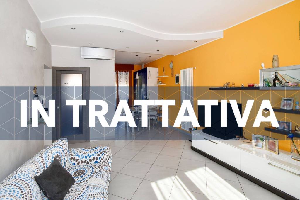 appartamento in vendita ad Inveruno in zona Furato