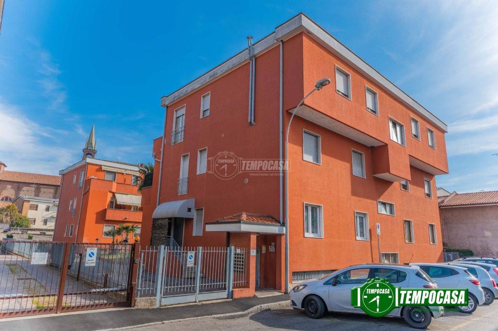 appartamento in vendita ad Inveruno