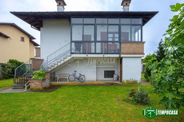 casa indipendente in vendita ad Inveruno