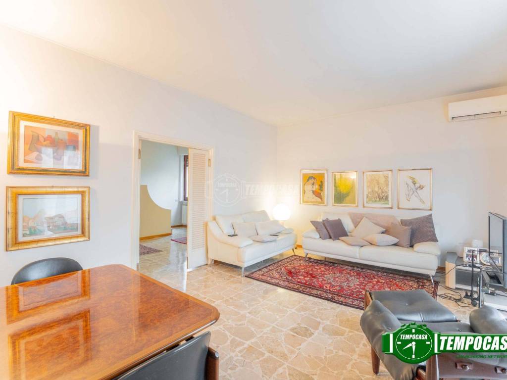 casa indipendente in vendita ad Inveruno