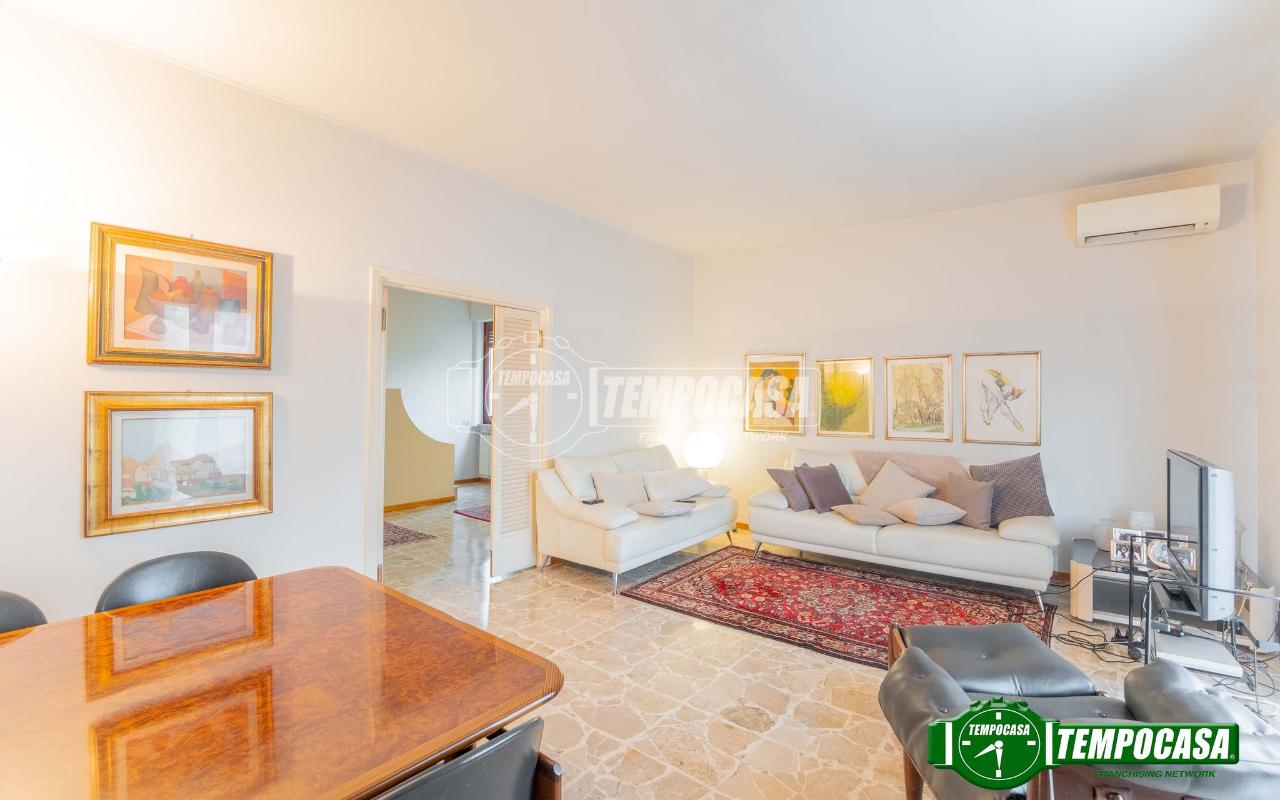 casa indipendente in vendita ad Inveruno