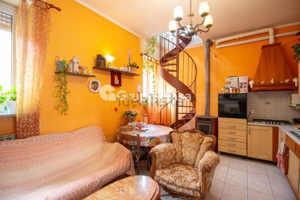 appartamento in vendita ad Inveruno in zona Furato