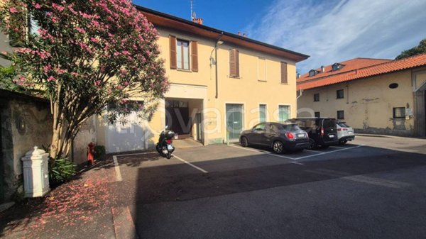 appartamento in vendita ad Inveruno