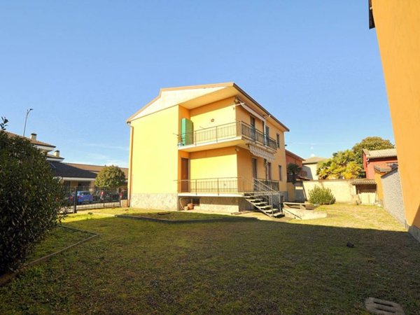 casa indipendente in vendita ad Inveruno