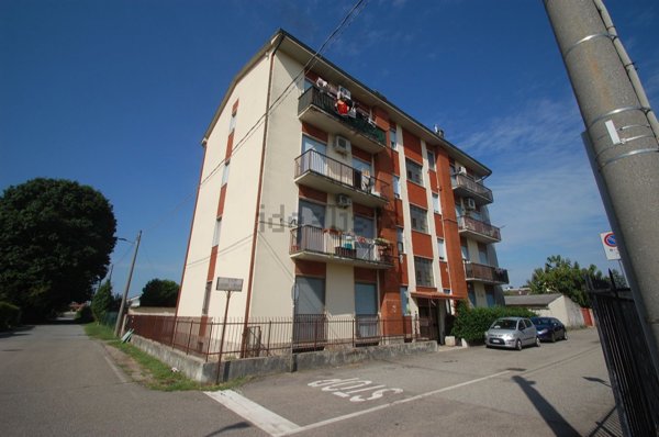 appartamento in vendita ad Inveruno