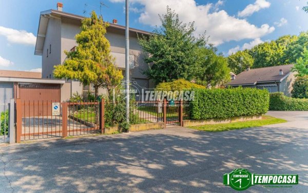 casa indipendente in vendita ad Inveruno