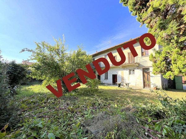 casa indipendente in vendita ad Inveruno