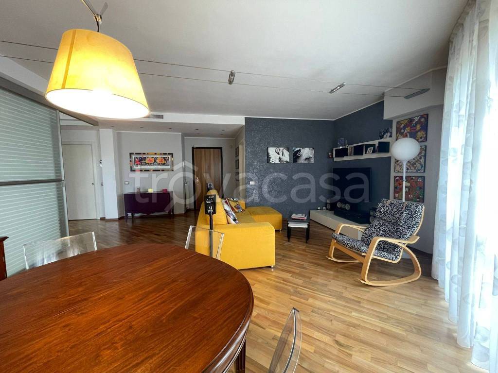 appartamento in vendita ad Inveruno