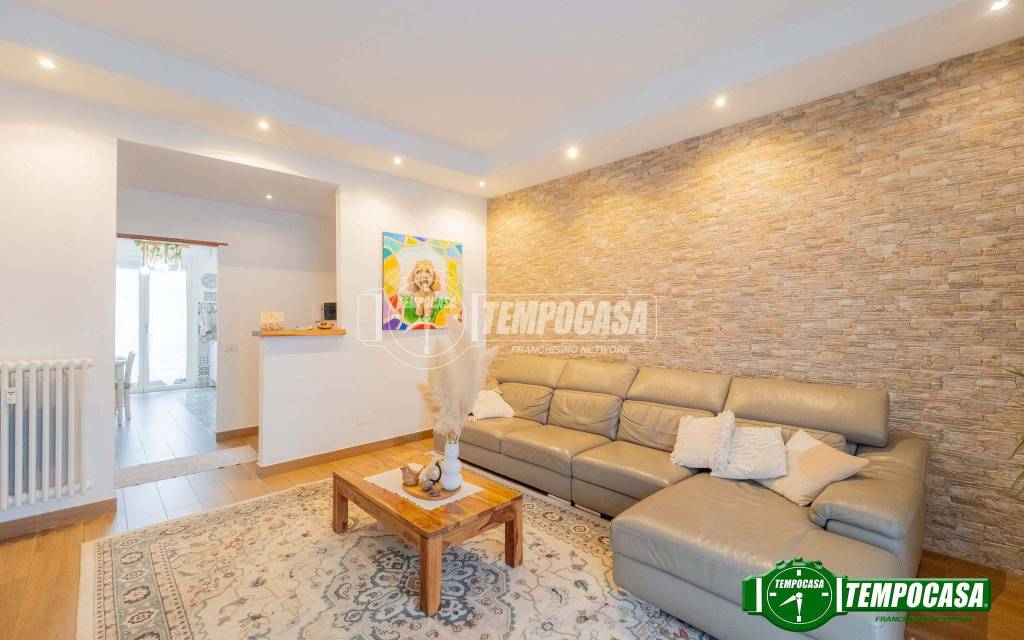 appartamento in vendita ad Inveruno