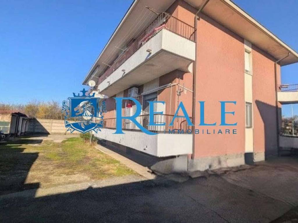 appartamento in vendita ad Inveruno