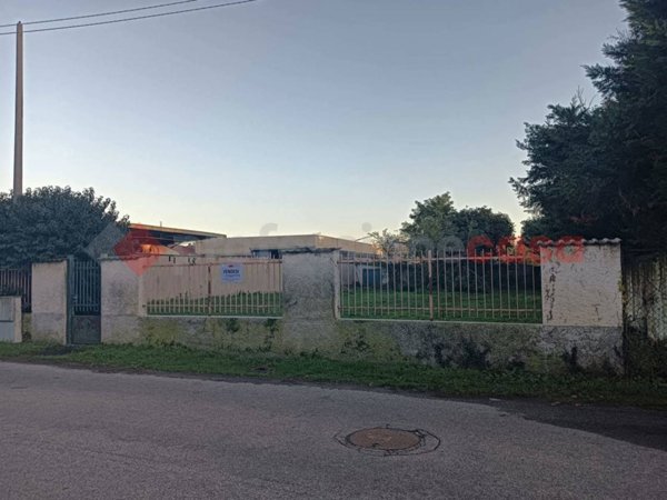 terreno edificabile in vendita ad Inveruno