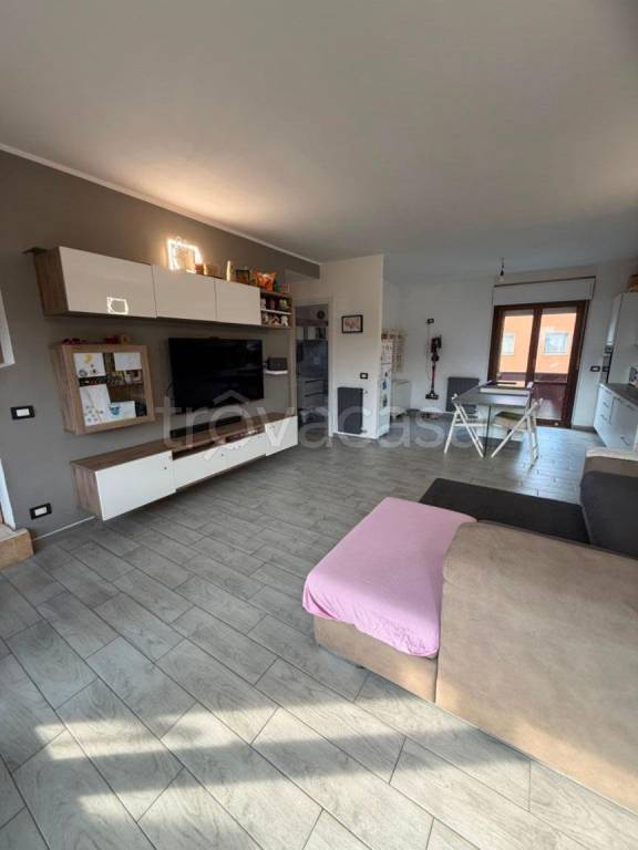 casa indipendente in vendita ad Inveruno