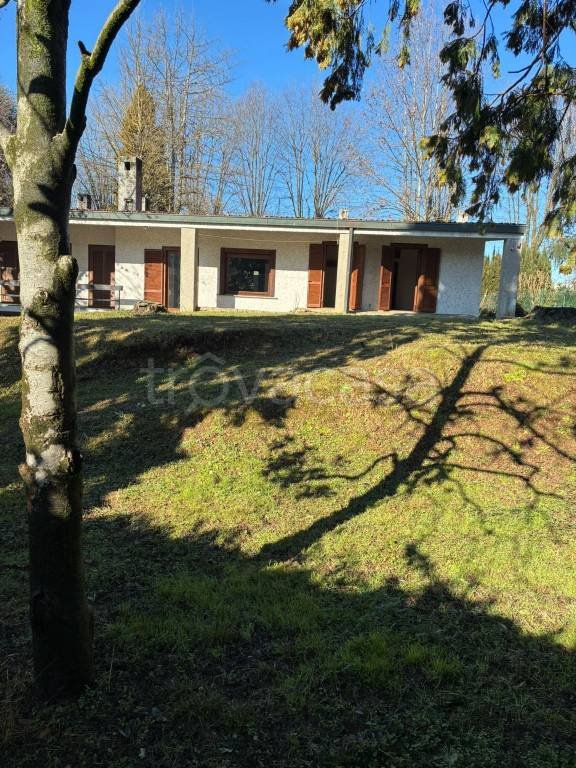 casa indipendente in vendita ad Inveruno