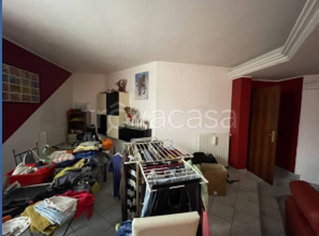 appartamento in vendita ad Inveruno in zona Furato