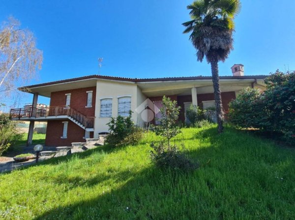 casa indipendente in vendita ad Inveruno