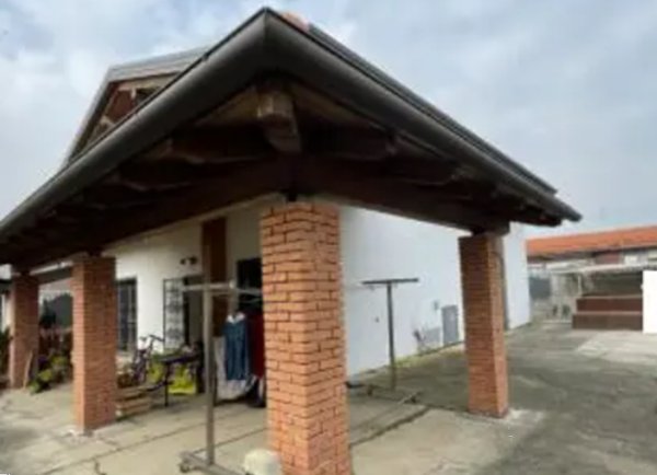 casa indipendente in vendita ad Inveruno