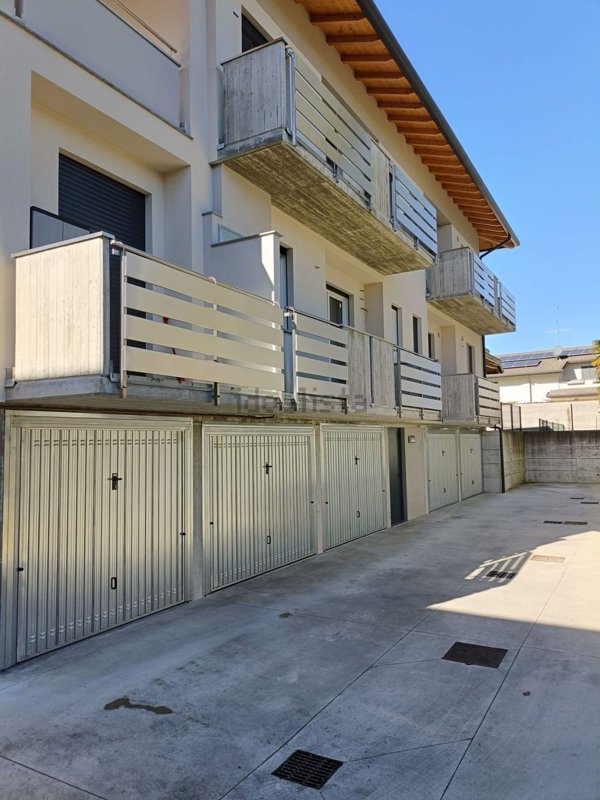 appartamento in vendita ad Inveruno