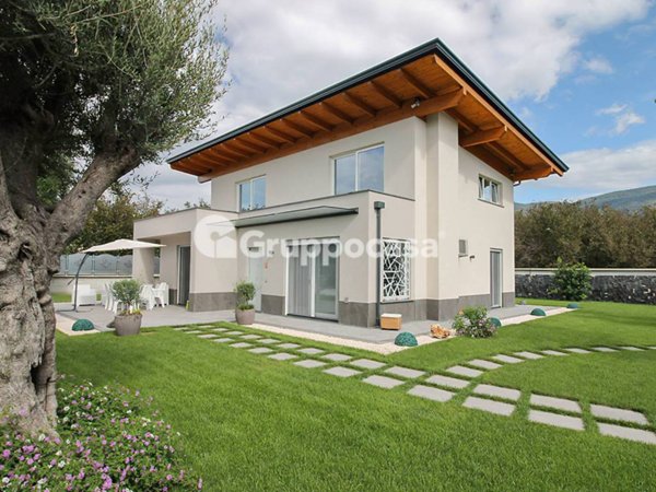 casa indipendente in vendita ad Inveruno