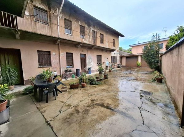 casa indipendente in vendita ad Inveruno