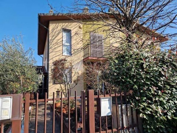 casa indipendente in vendita ad Inveruno