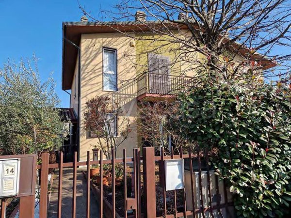 casa indipendente in vendita ad Inveruno