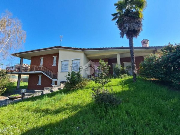 casa indipendente in vendita ad Inveruno