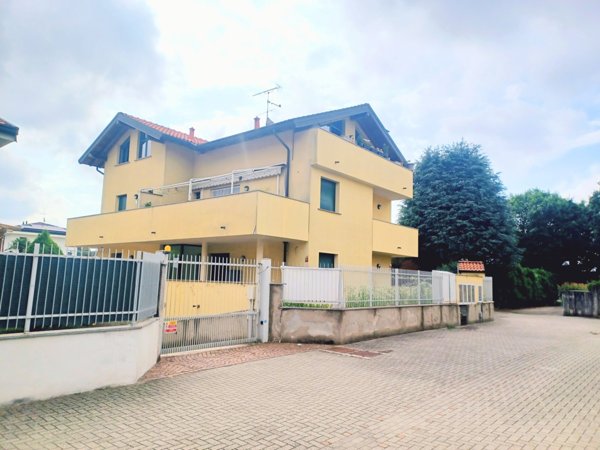 appartamento in vendita ad Inveruno