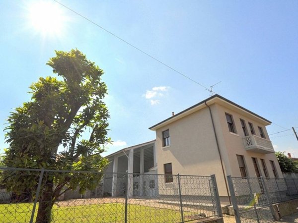 casa indipendente in vendita ad Inveruno