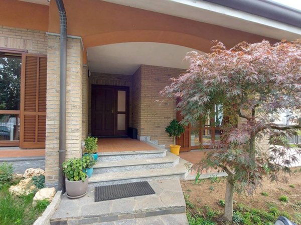 casa indipendente in vendita ad Inveruno