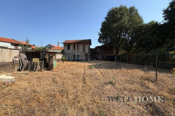 casale in vendita ad Inveruno