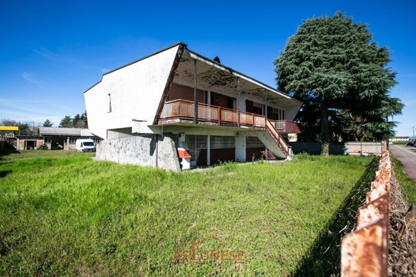 casa indipendente in vendita ad Inveruno